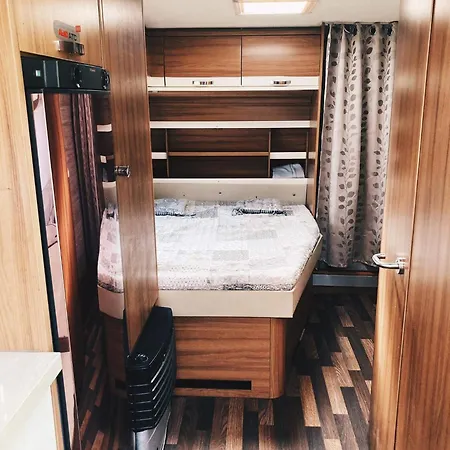 Rogowo Кемпинг Мжежино